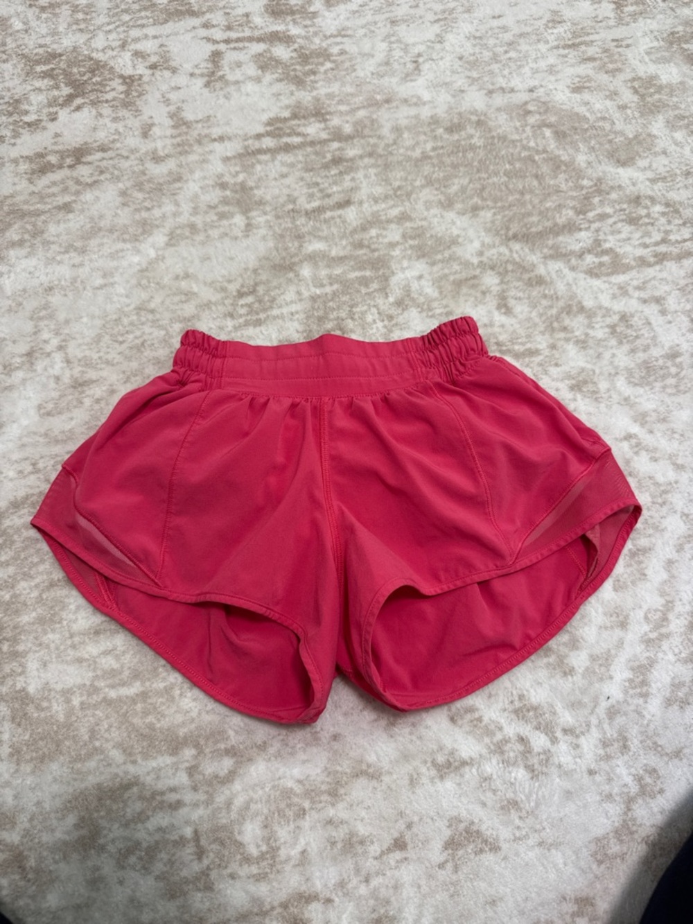 Lululemon Hotty Hot Shorts Low Rise 2.5” Pink Size 0